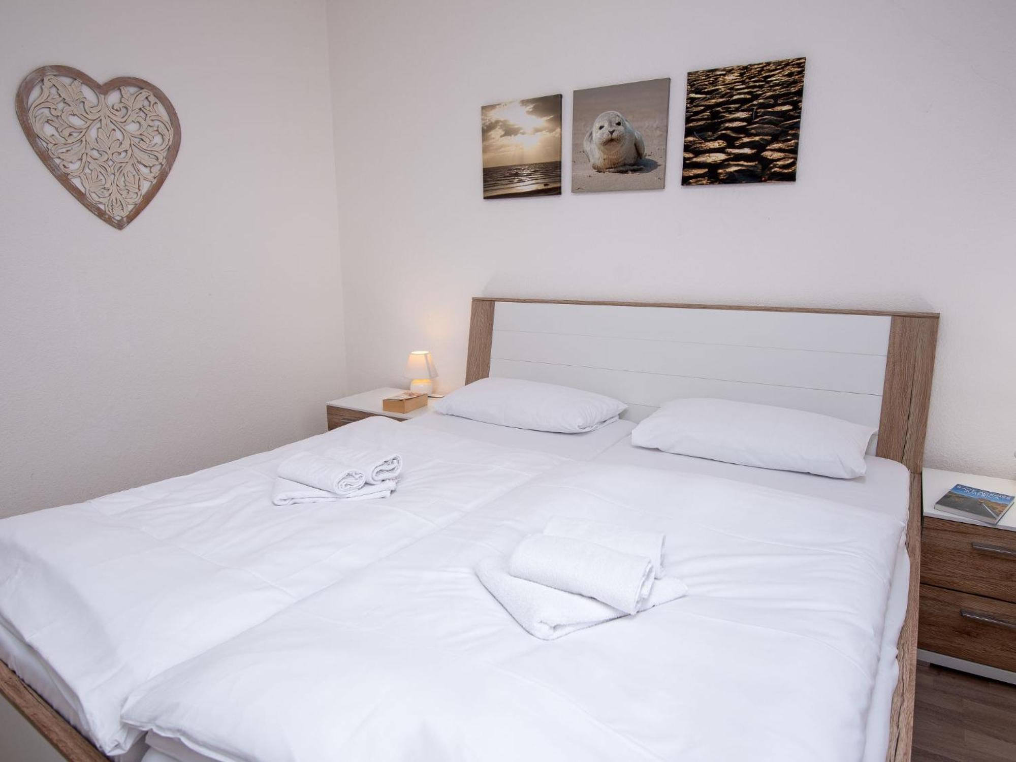 Holiday Home Sonnenschein By Interhome Norddeich Kültér fotó